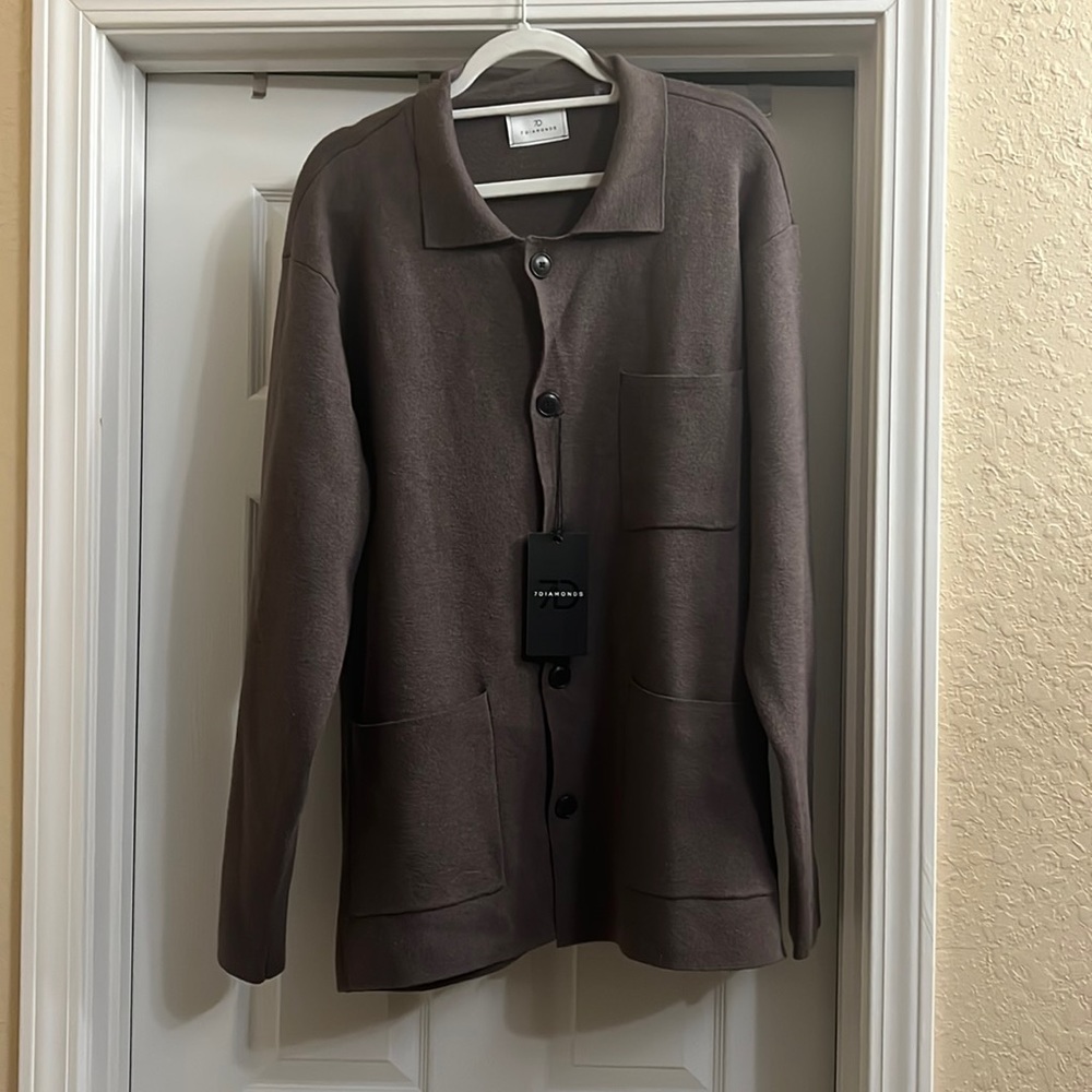 Men’s 7 diamond button down jacket